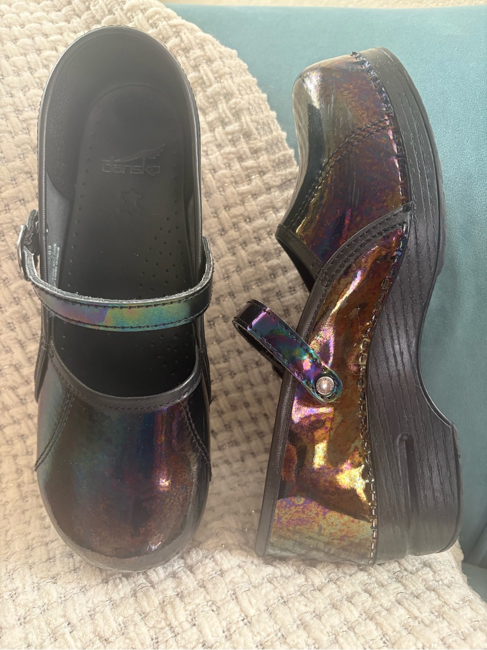 Dansko Black Iridescent Patent Mary Jane Clogs EU 41